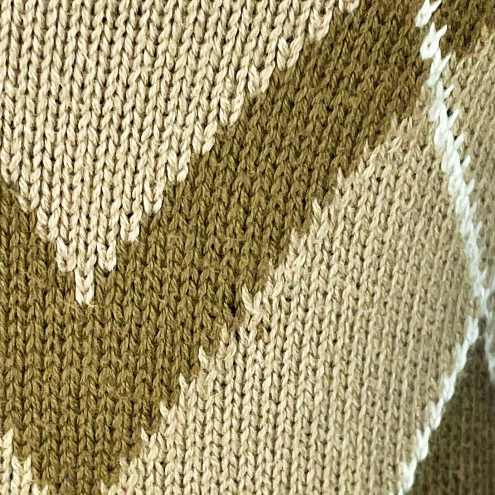 ▪️LIZ CLAIBORNE▪️Tan & White Cotton Argyle Cowl Neck Sweater - Picture 6 of 6